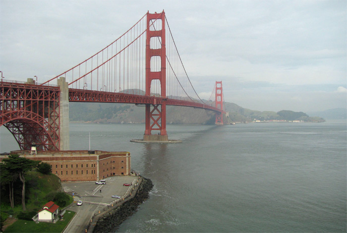 Golden Gate Bridge with fort at the base