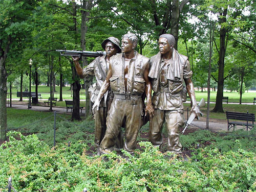 Statue of three soldiers at the Vietnam Veterans Memorial