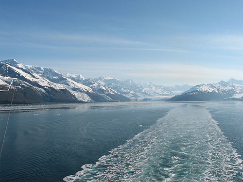 Wake of the ship while leaving College Fjord