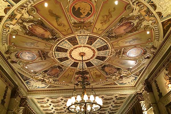 Millennium Biltmore Hotel Los Angeles ceiling