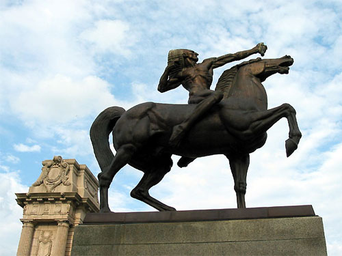 Statue in Grant Park