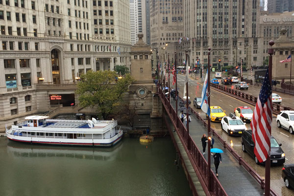 Open House Chicago looking at Michigan Avenue Bridge