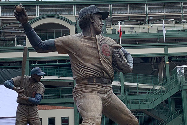 Fergie Jenkins and Ernie Banls statues