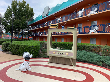 101 Dalmatians statue