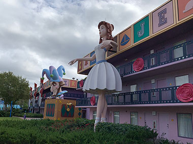 Ballerina statue