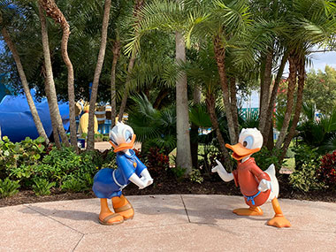 Donald and Daisy statue