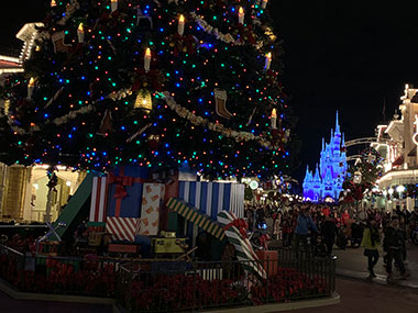 View down Main Street in Magic Kingdom