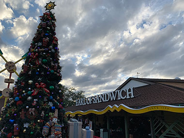 Christmas tree in front of the Earl of Sandwich