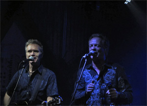 The Elders and Moxie Strings Live at 5th on Tealing - October 18, 2016