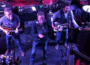The Elders and Moxie Strings Live at the Quays - October 20, 2016