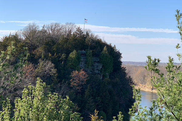 Starved Rock in the distance
