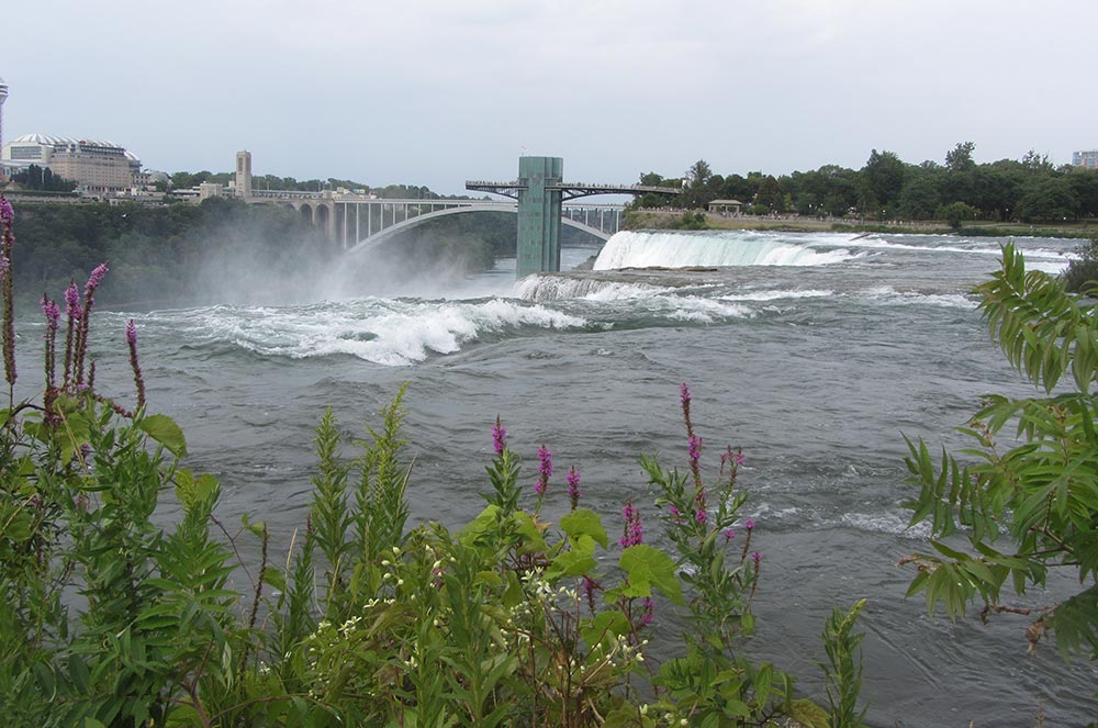 Niagara Falls looking towards observation deck